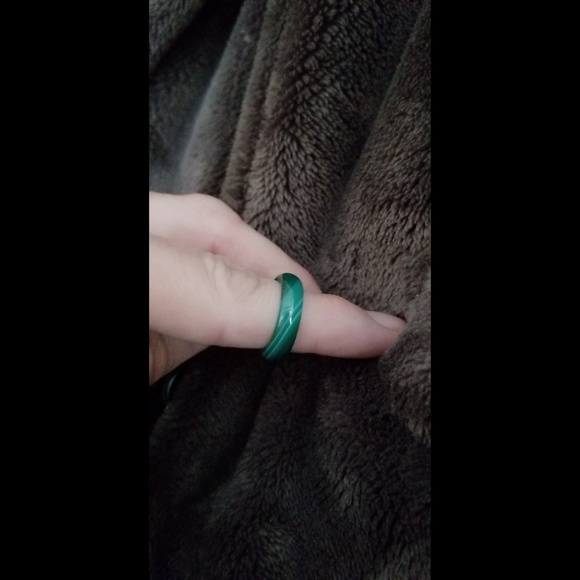 Beautiful natural green agate ring each unique - Picture 5 of 7
